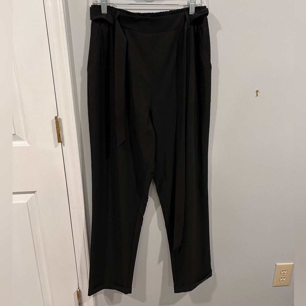 Black ankle length pants with tie at waist